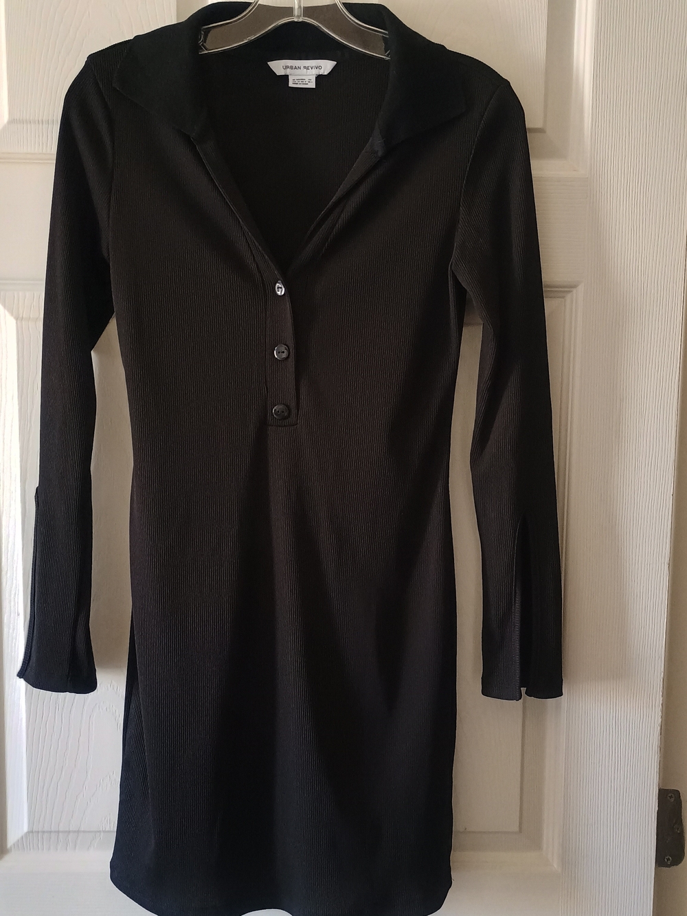 Urban Revivo Black Long-Sleeve Collared Knit Dress Size XS US 2